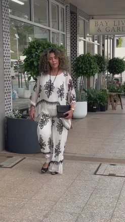 Cindy G Blossom Print Top - White/Black - CG35 Sale