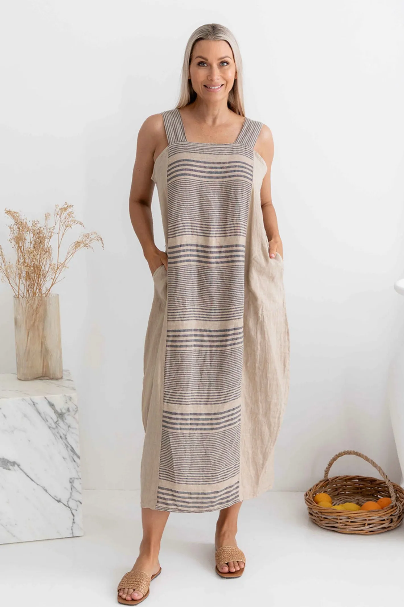 The Italian Cartel Cadore Dress - Cashmere - IC42