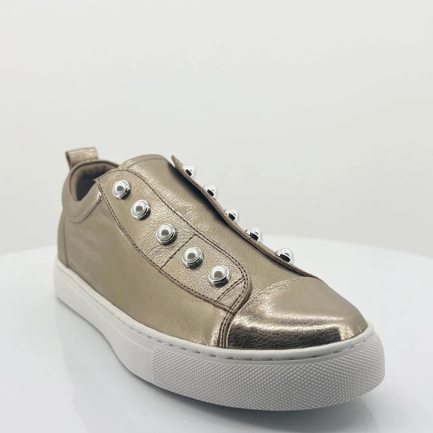 Hinako Champagne Pearl Sneaker - HN1 New