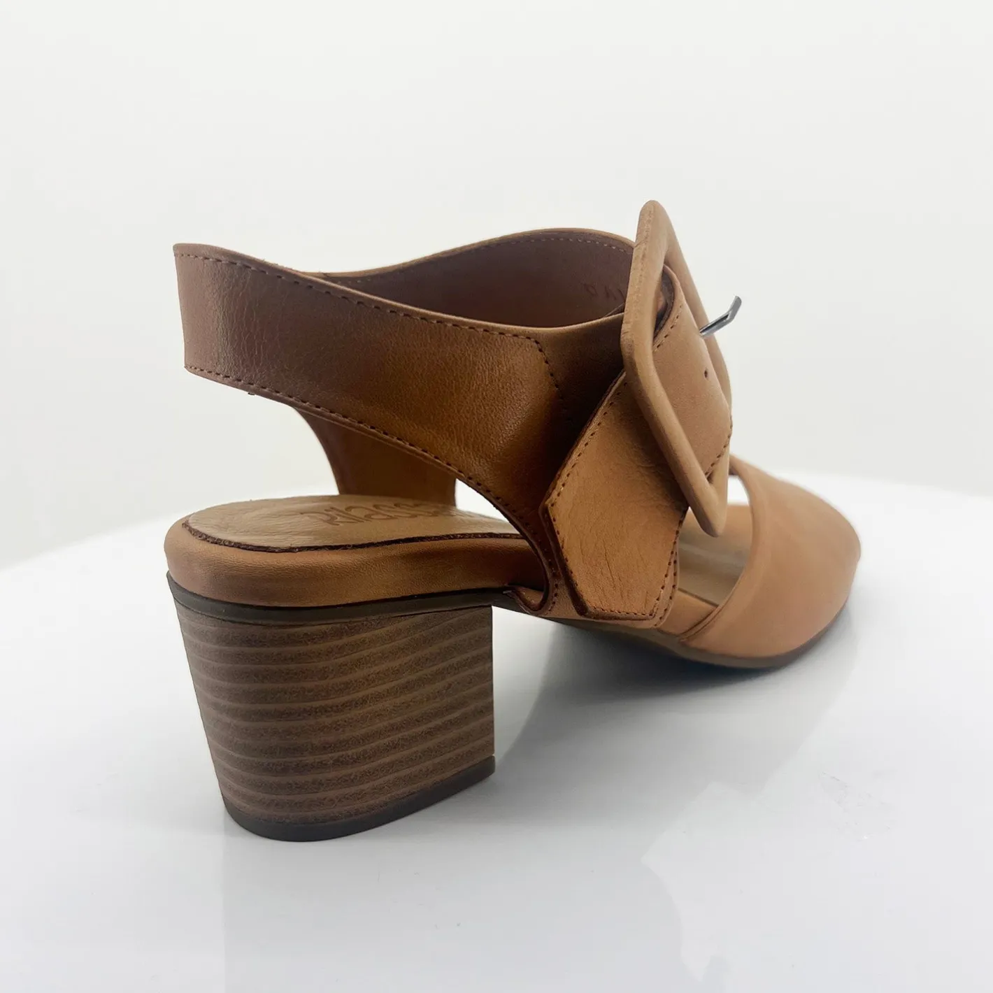Rilassare Daisy Heeled Sandal - Coconut - RS5