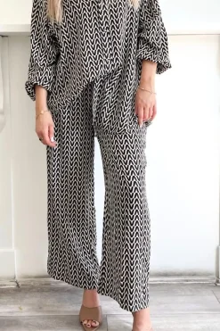 Pizazz Boutique Drew Bamboo Pant - Geo - SO12 Outlet