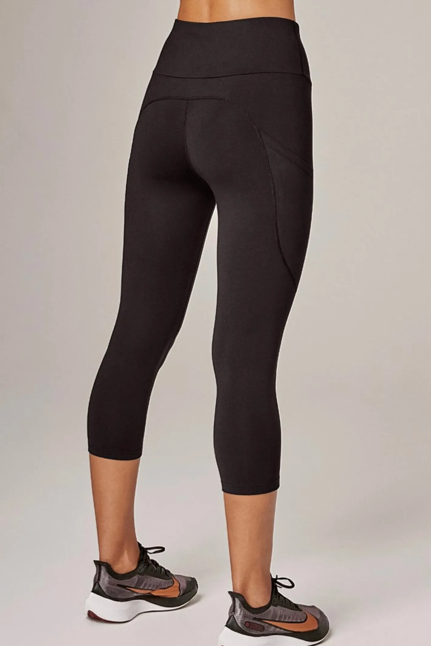 Running Bare Flex Zone 3/4 Legging - RB9 Hot