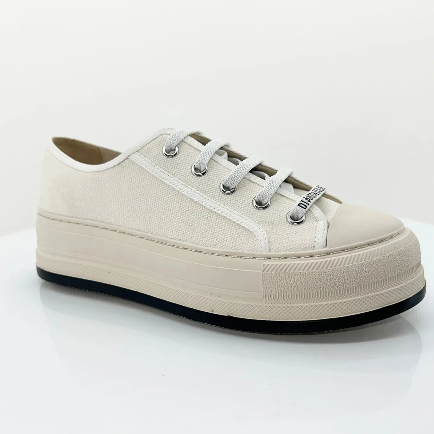 Django & Juliette Genesiss Sneaker - Off White - DJ48 Best