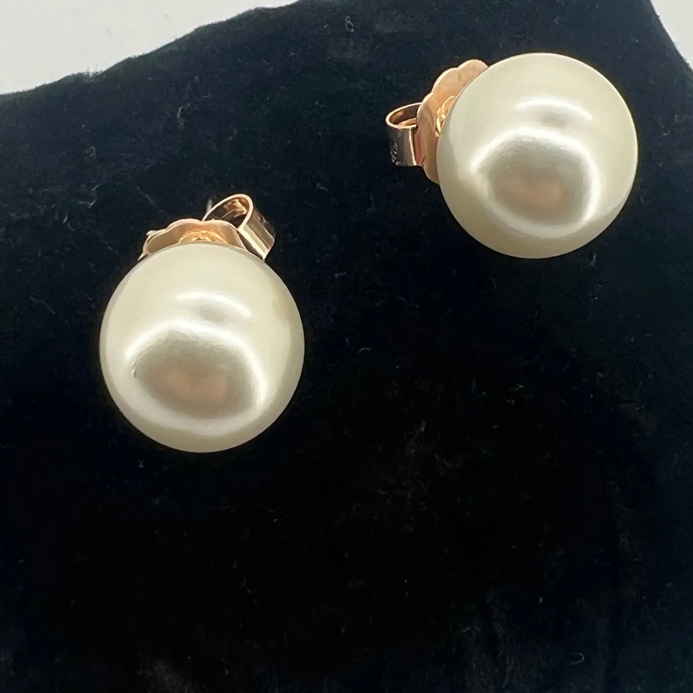 Adorne Glass Pearl Stud Earrings - Pearl - AD22