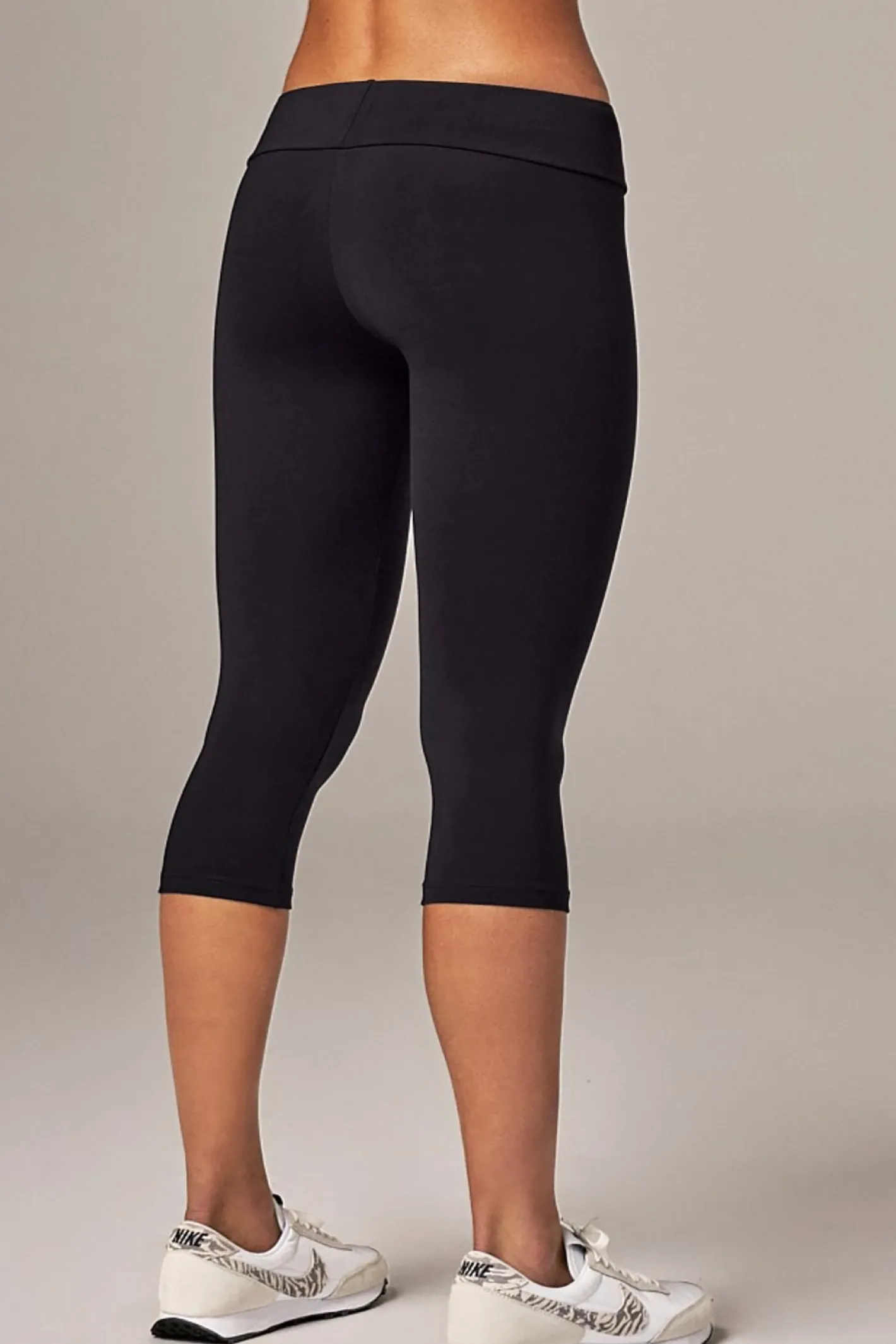 Running Bare High Rise 3/4 Leggings - Black - RB2 Outlet