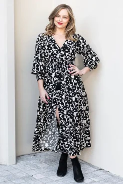 Pizazz Boutique Justice Maxi - Black - SO14