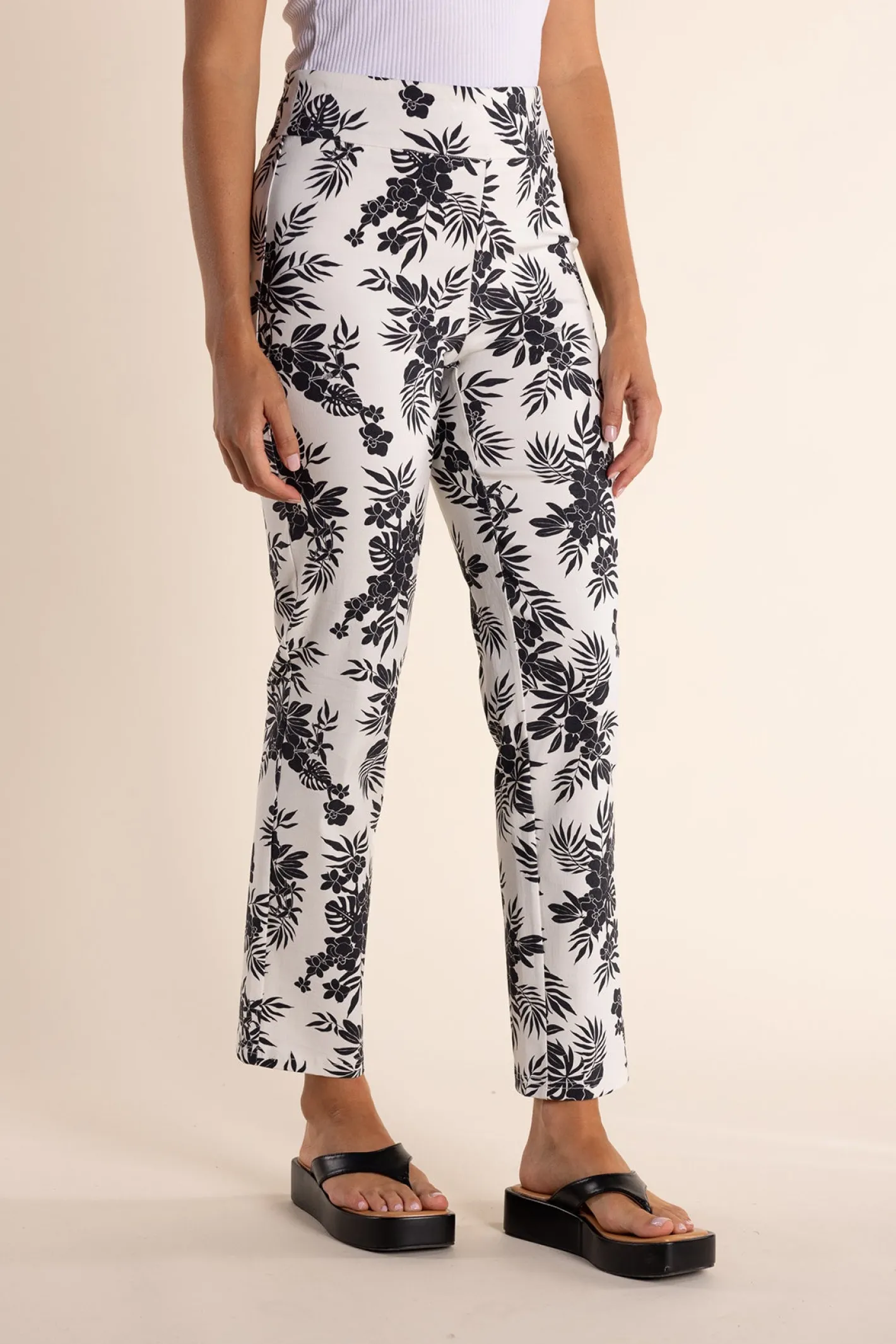 Two-T's Leaf Print Pant - Black/White - TT24 New