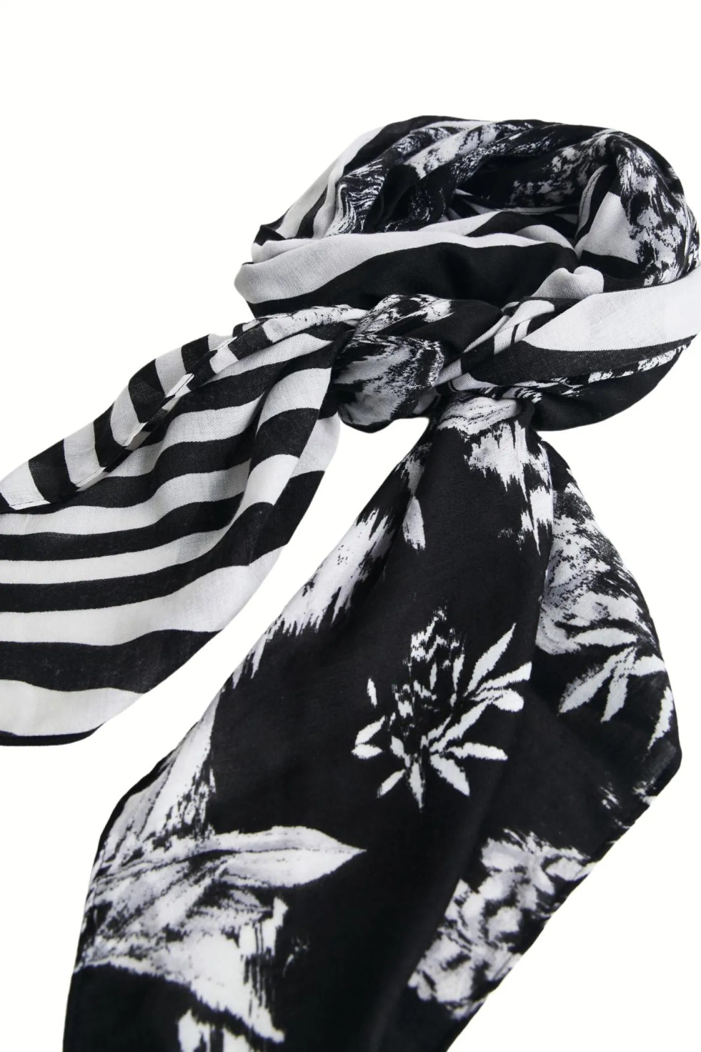 Desigual Patchwork Foulard | DG25 New