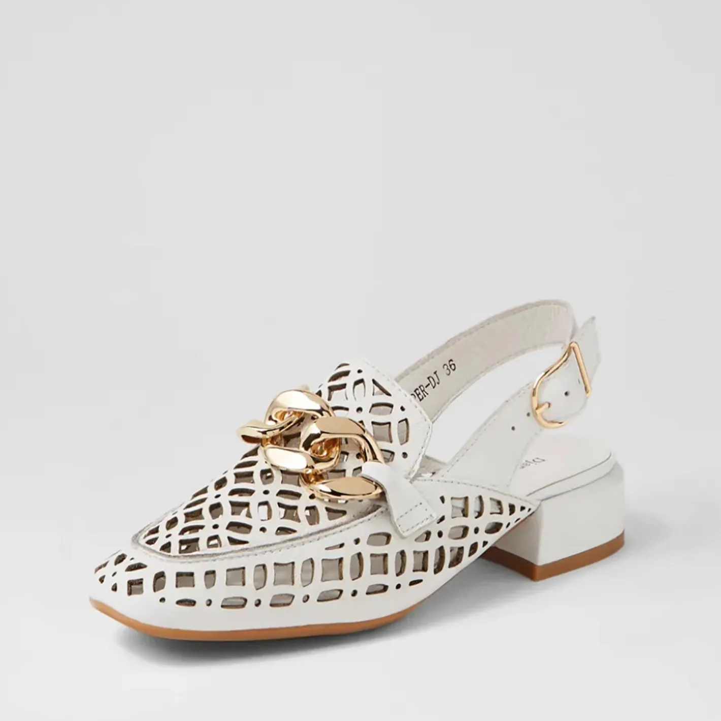 Django & Juliette Vooper Flats - White - DJ29 Best